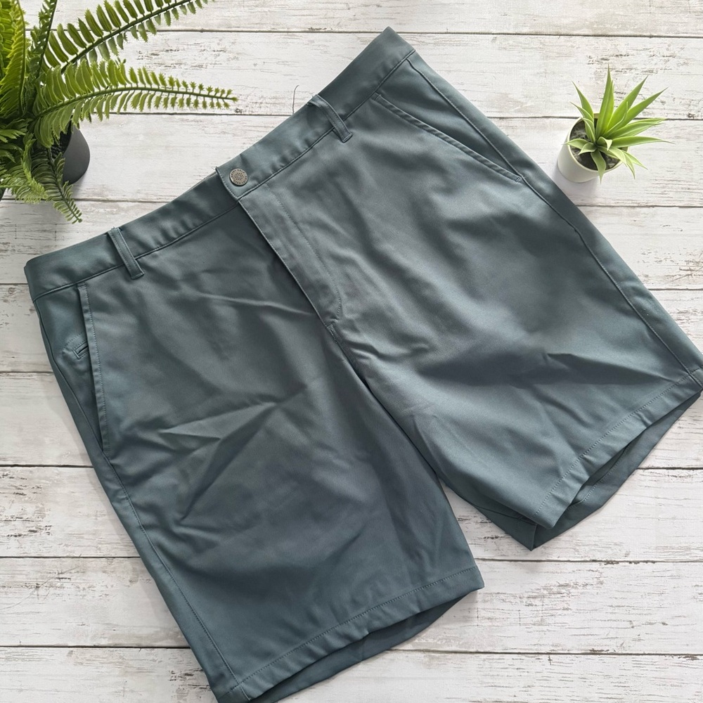 PUMA Golf Jackpot Performance Shorts – Men’s size 34 – Slate Blue/Grey